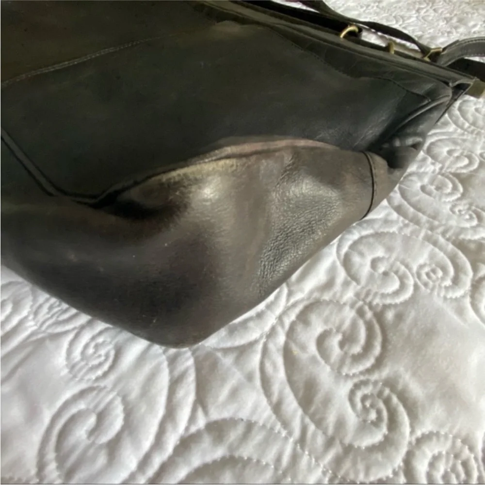 Noble Leather Briefcase Messenger Bag